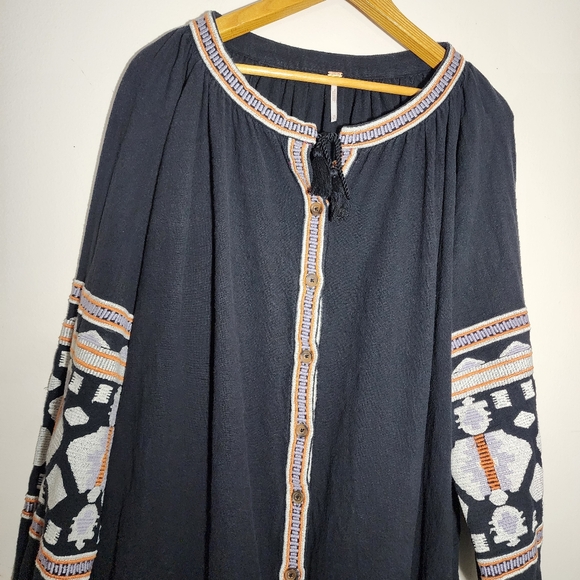 Free People High-low Caftan Dress With Embroidery Button Down Front Size XS - Picture 3 of 11